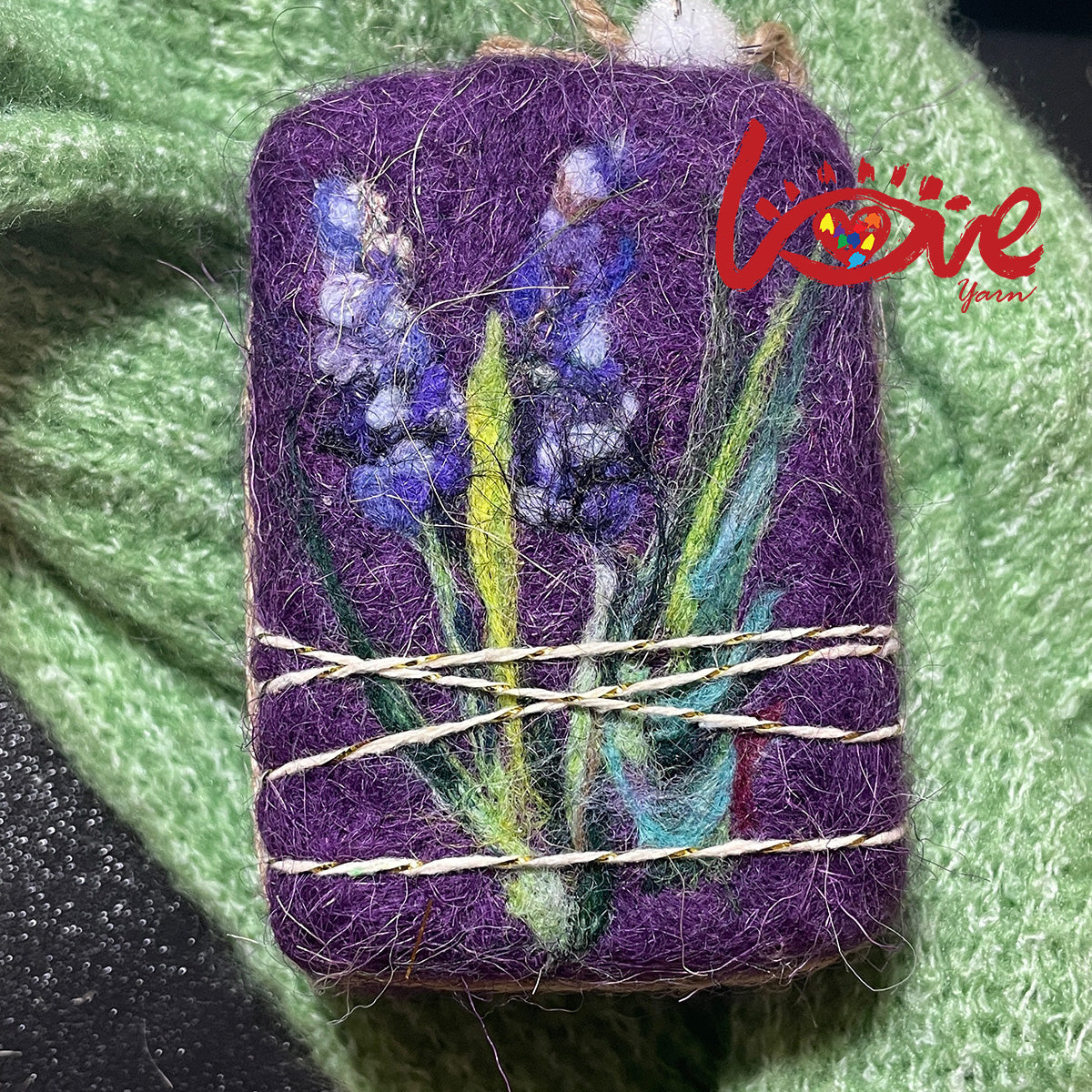 Felt soap 'Purple flowers'