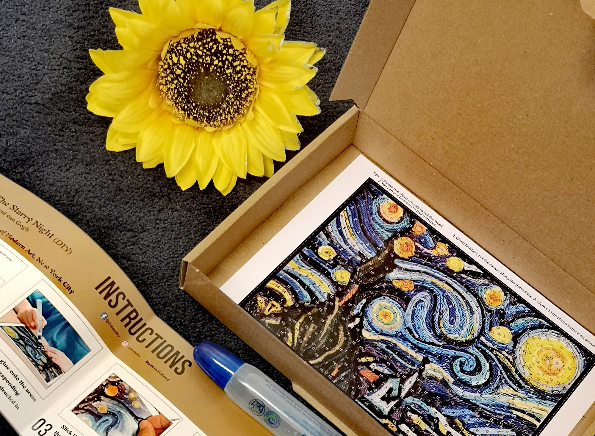 Yarn Painting DIY set 'The Starry Night - Vincent van Gogh'