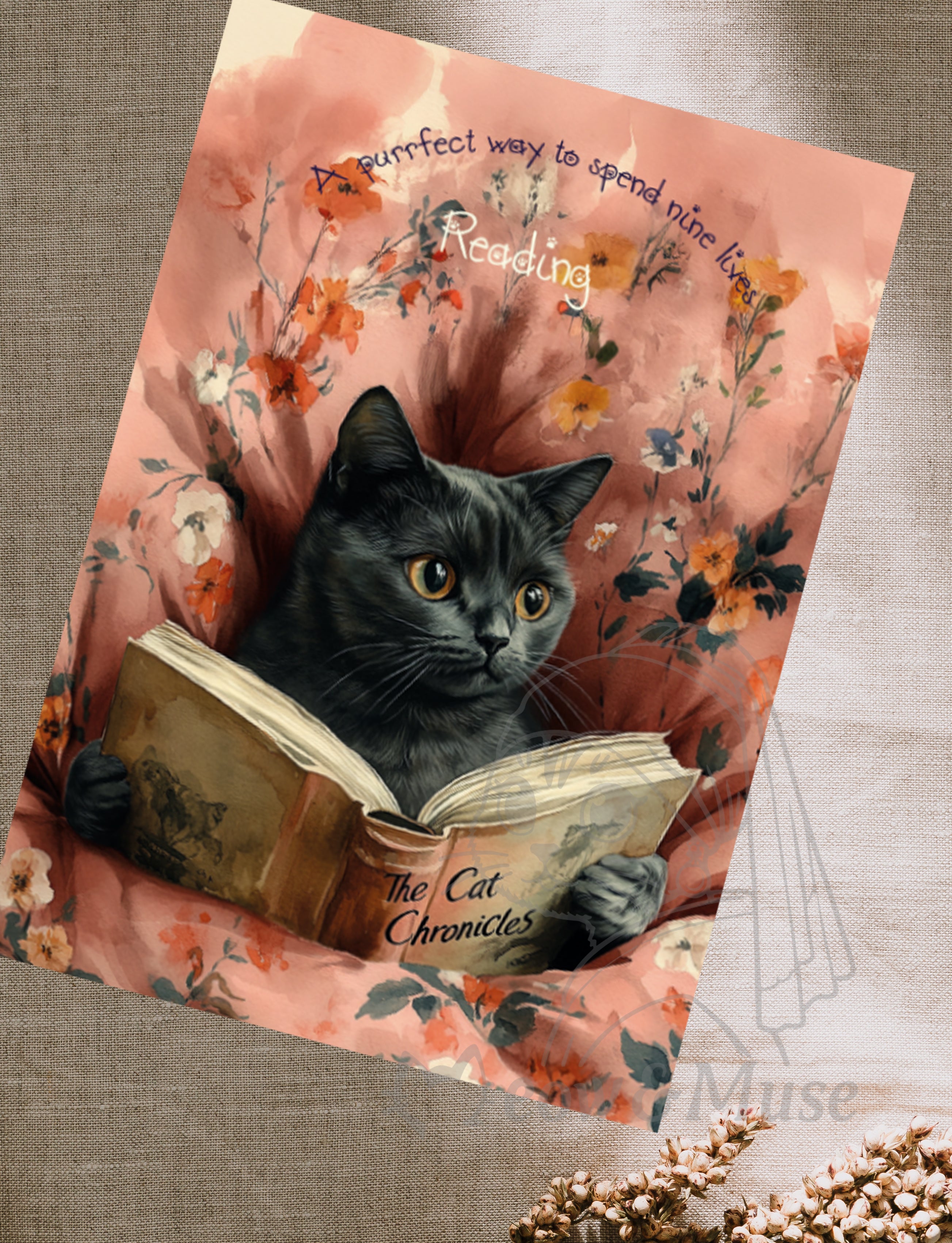 Postcard 'Cat Immersed in Reading'