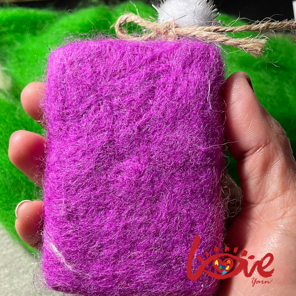 Felt soap 'Smile rabbit cat' II