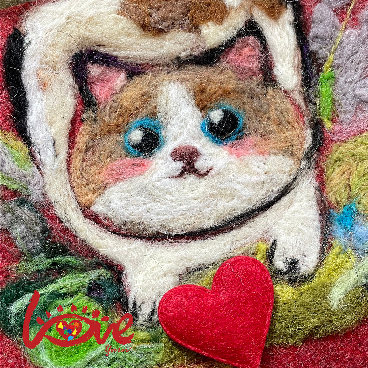 Cat holds a red heart (white)