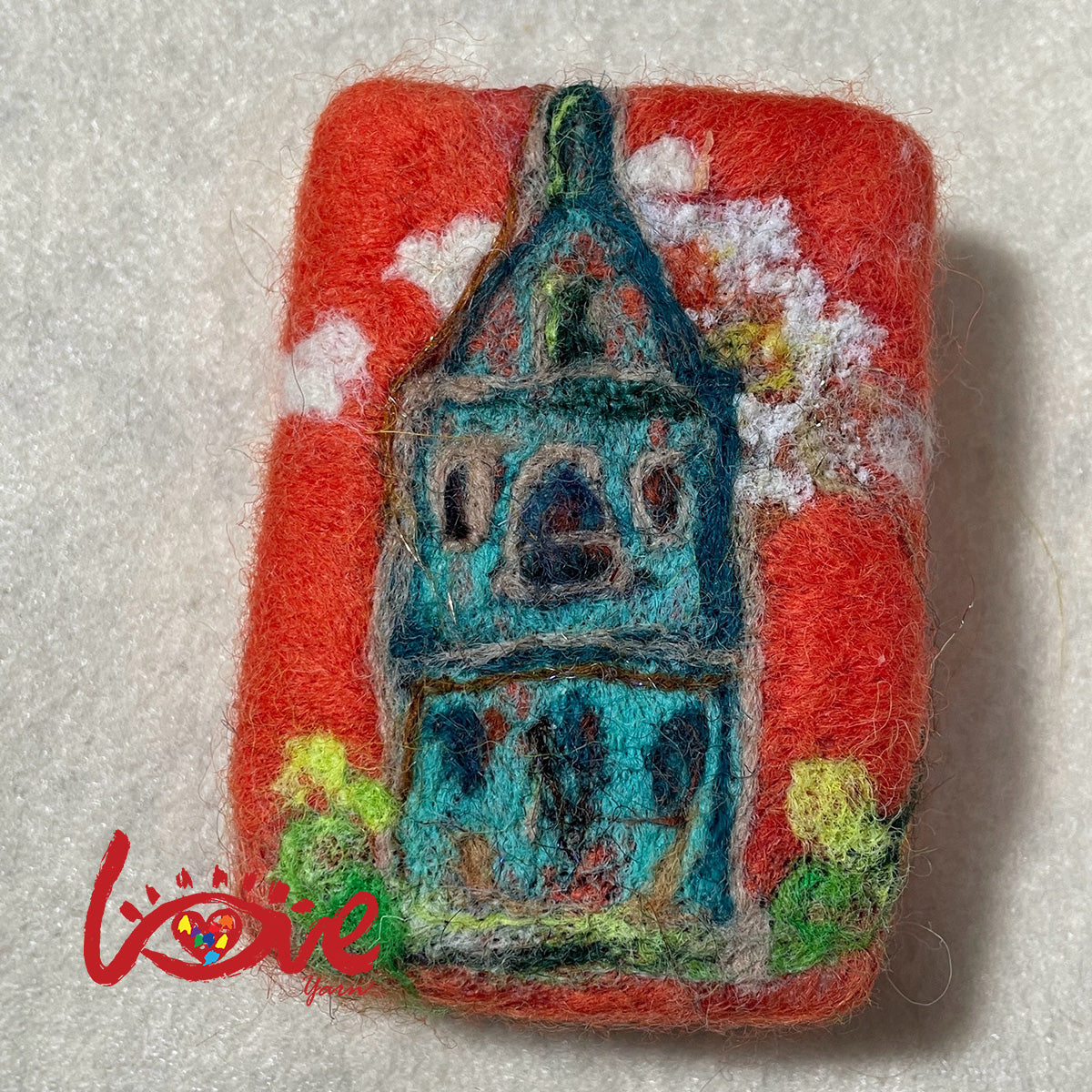 Felt soap 'Orange Clock house'