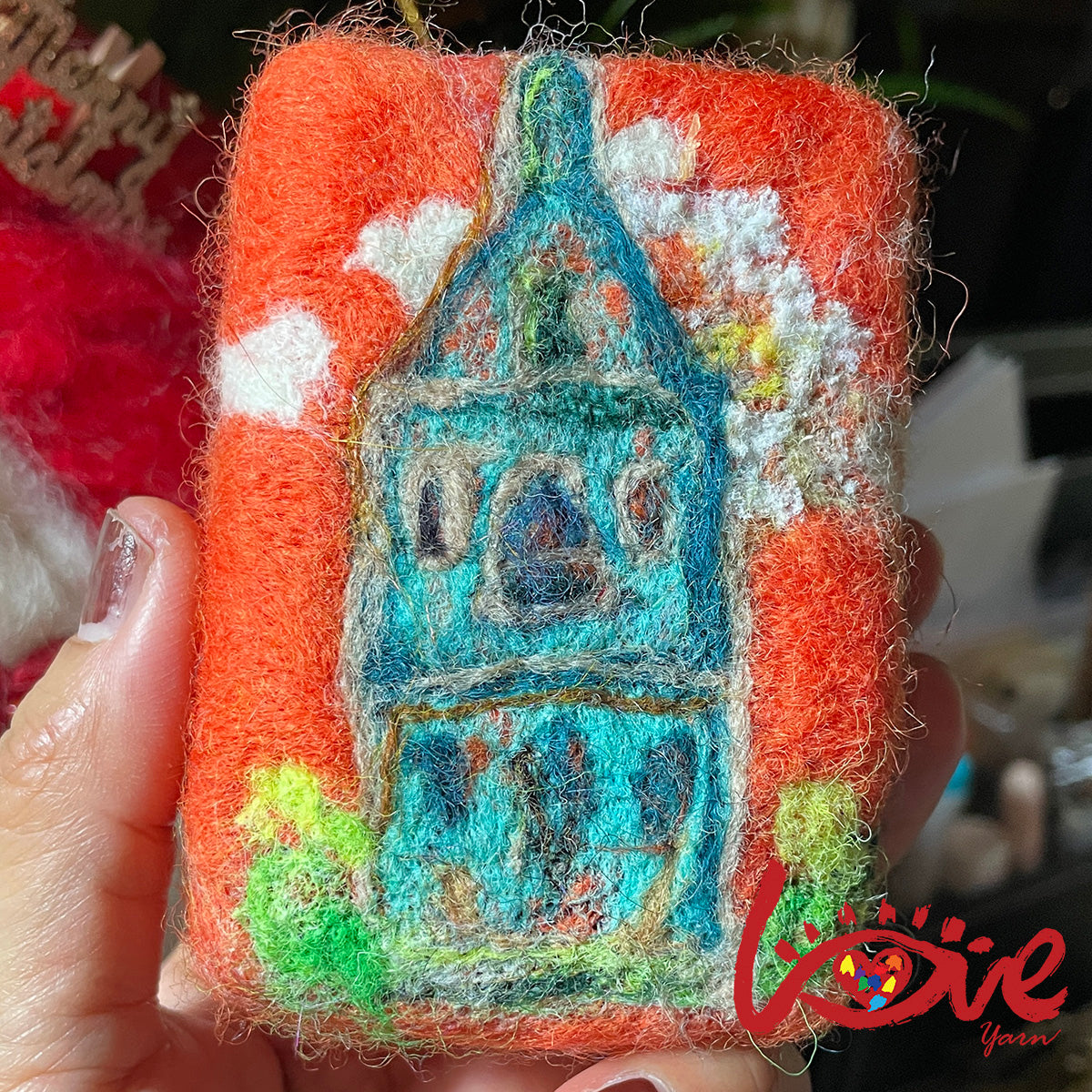 Felt soap 'Orange Clock house'