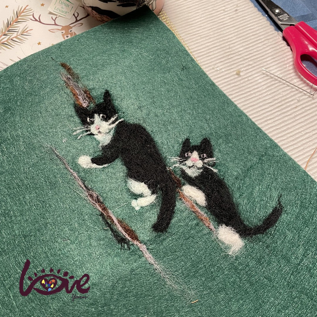 Twin cats zip pouch