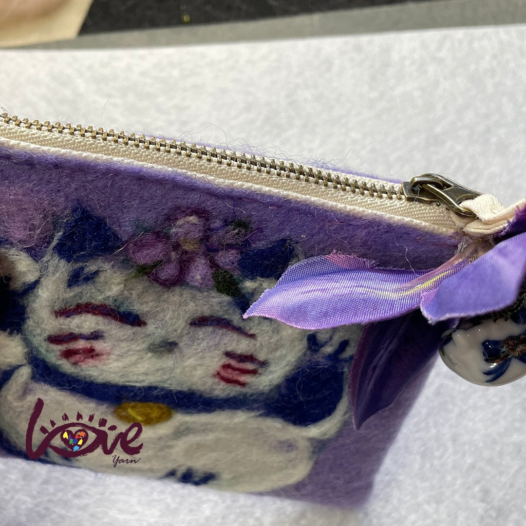 Purple lucky cat